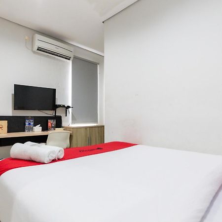 Reddoorz Plus Syariah Near Mall Pondok Indah Jakarta Extérieur photo