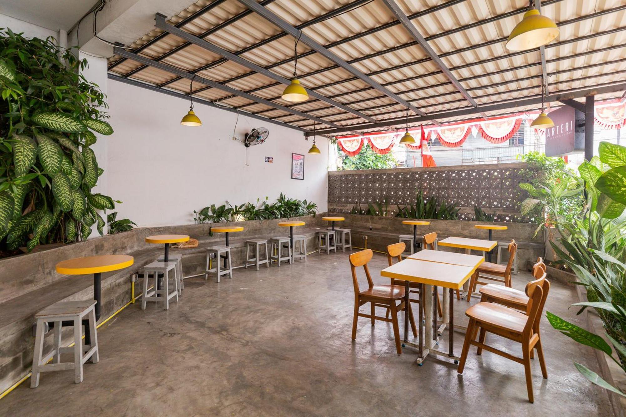 Reddoorz Plus Syariah Near Mall Pondok Indah Jakarta Extérieur photo